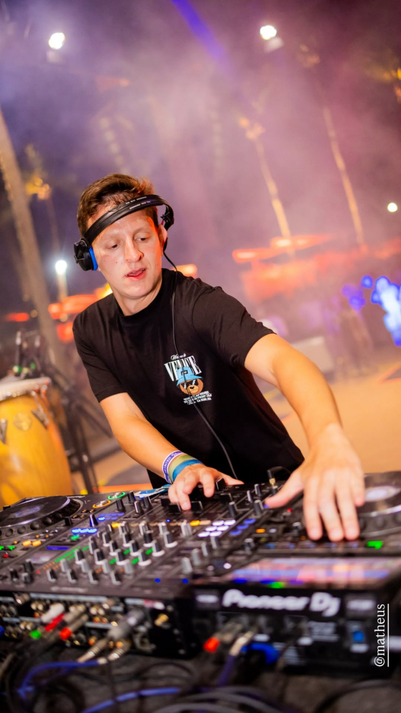 Saveclip.app 608413779 18441420478111661 1603582097806889830 N