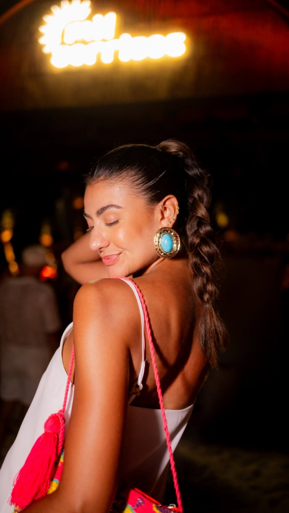 Saveclip.app 608419852 18441286912111661 6978578591945343227 N