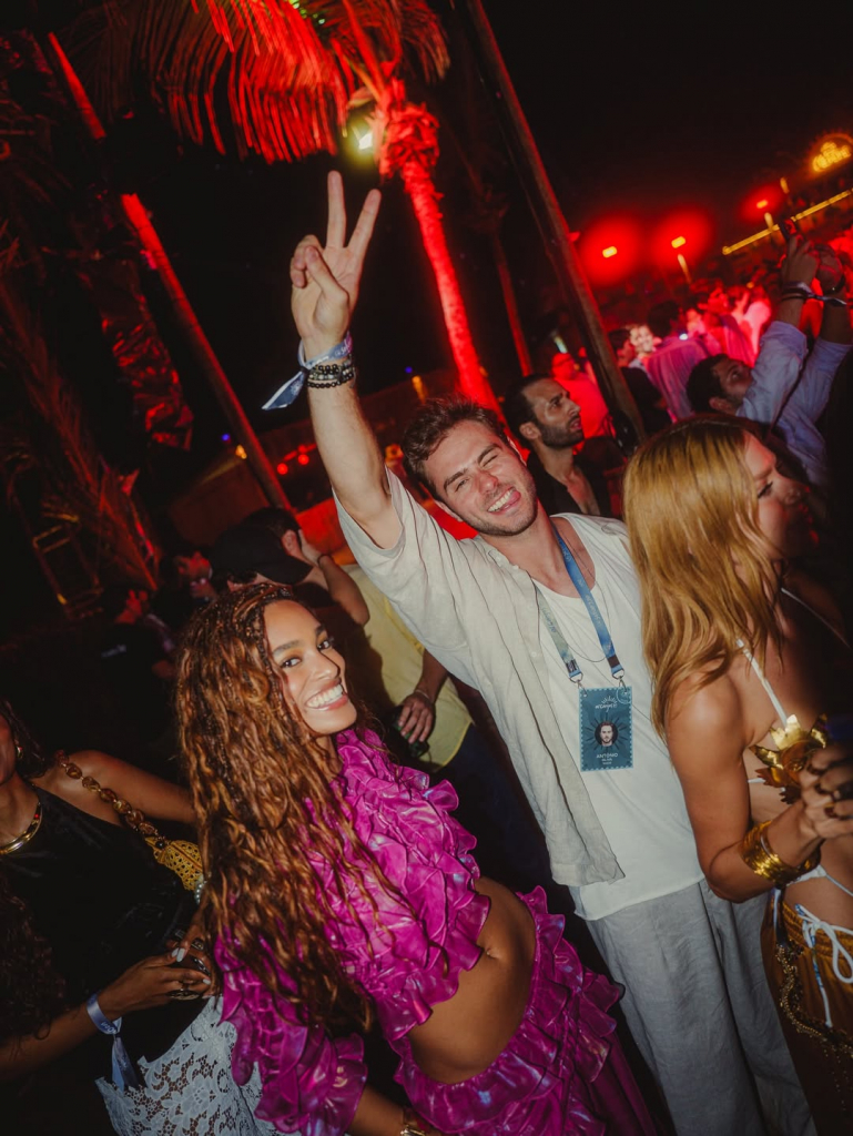 Saveclip.app 608538003 18083333036273430 3371901482474627039 N