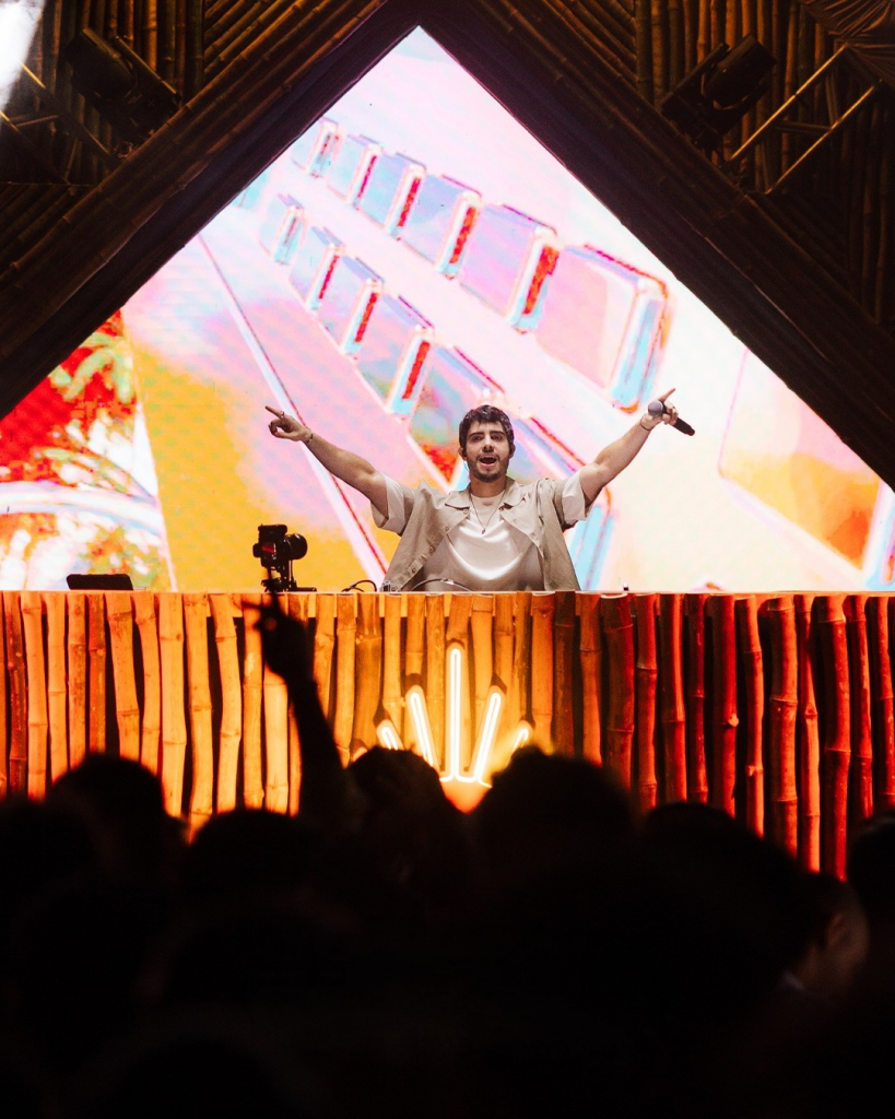 Som Bem Conduzido Transforma A Noite.⭐️🧡. @oarielb