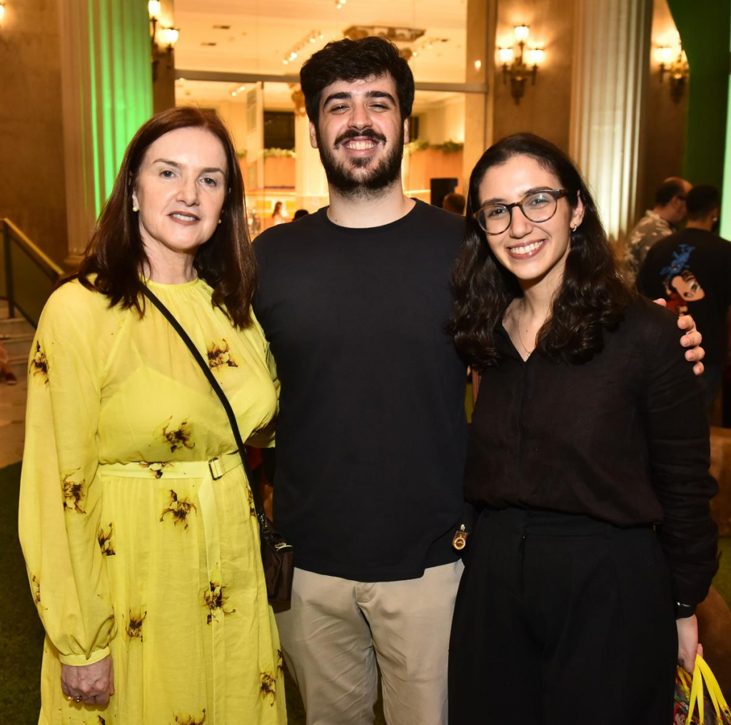 Sueli E Leonardo Voltarelli, Yasmin Saad