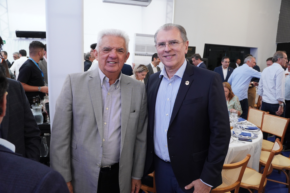 Tales De Sá Cavalcante E Randal Pompeu