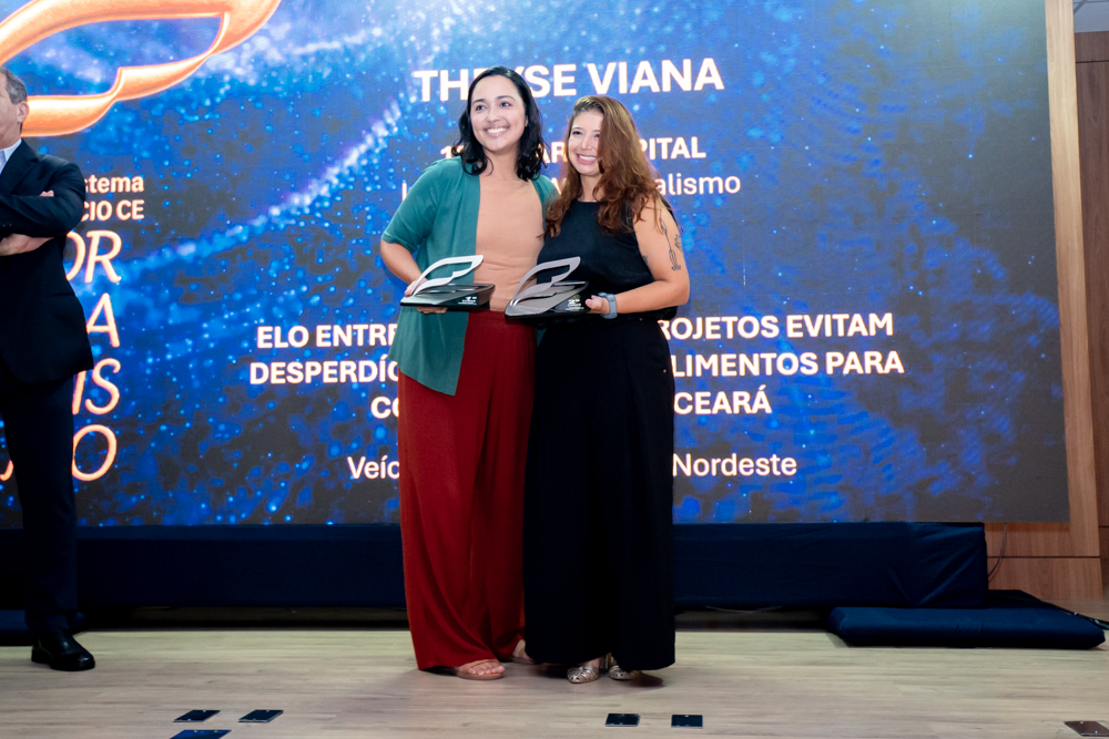 Theyse Viana E Larissa Viegas