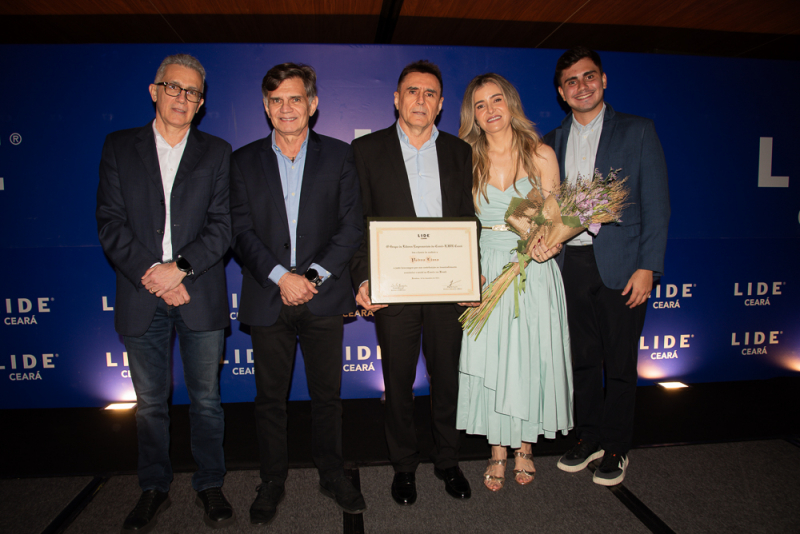Encontro solidário - Natal do Bem encerra o calendário do Lide Ceará  em 2025 com leilão beneficente e homenagem a Pedro Lima