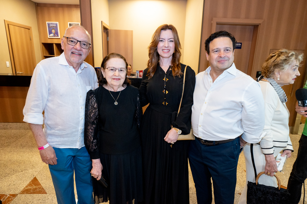 Wagner E Regina Barbosa, Aline Barroso E Igor Queiroz Barroso