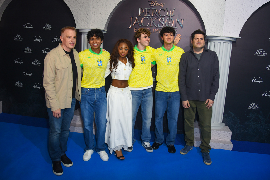 Walker Scobell, Leah Sava Jeffries, Aryan Simhadri, Charlie Bushnell, Dan Shotz E Jonathan E. Steinberg (2)