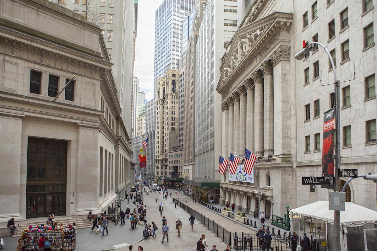 Wall Street aposta em rotação setorial e reduz protagonismo das big techs em 2026