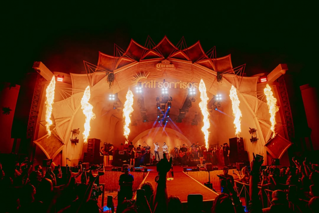 @zenetoecristiano Zerando Tudo No Palco Do Espaço Corais 🪸#milsorrisos2025 (1)