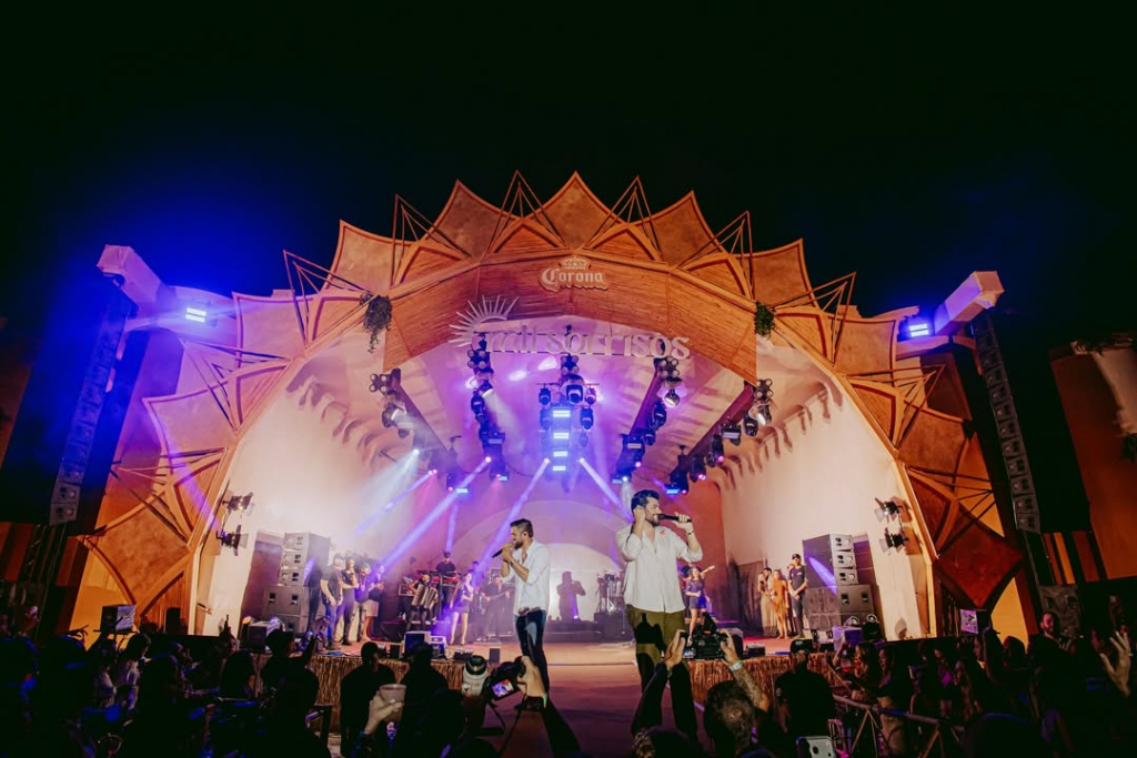 @zenetoecristiano Zerando Tudo No Palco Do Espaço Corais 🪸#milsorrisos2025