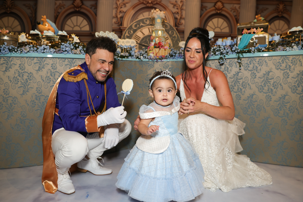 Zezé Di Camargo, Clara Camargo E Graciele Lacerda (2)