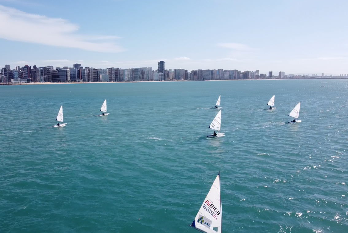 Fortaleza recebe competição preparatória da World Sailing 2027 com atletas de 32 países