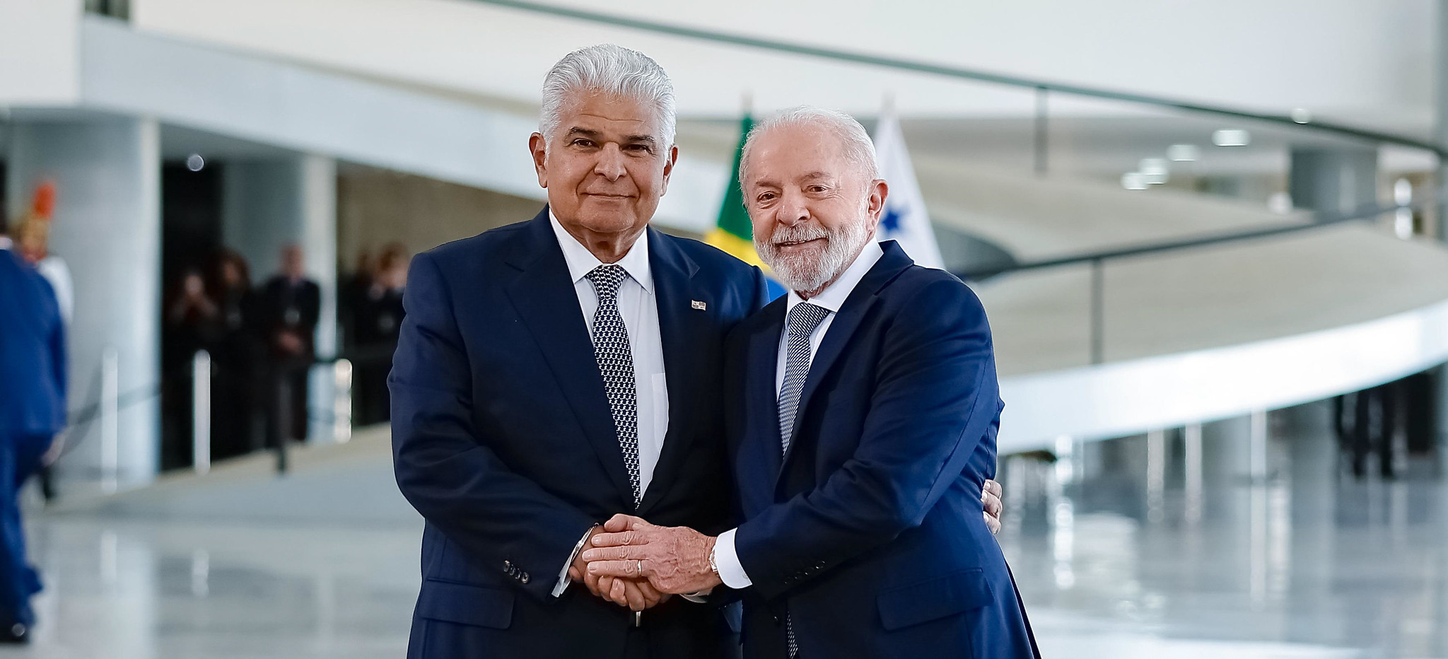 Lula irá ao Panamá para abertura de foro regional e alinha agenda com presidente Mulino em ligação