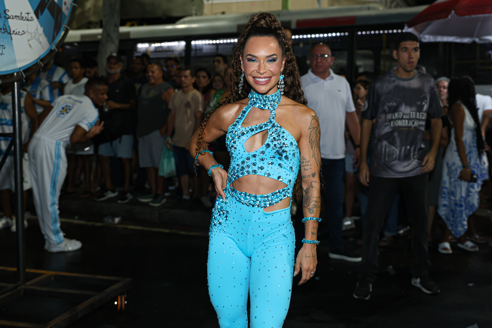 Ensaio De Rua Da Unidos De Vila Isabel