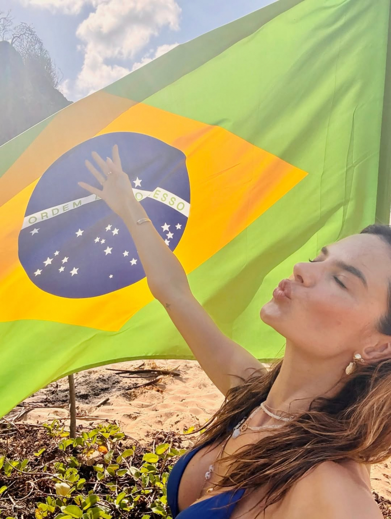 Alessandra Ambrosio (2)