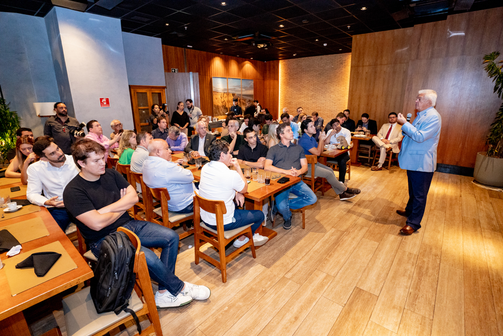 Almoço Empresarial Aje Com Tales De Sá Cavalcante (10)