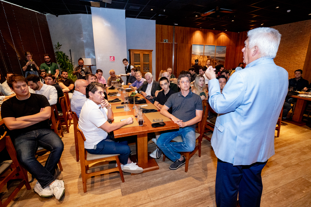 Almoço Empresarial Aje Com Tales De Sá Cavalcante (13)