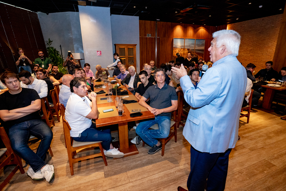 Almoço Empresarial Aje Com Tales De Sá Cavalcante (14)