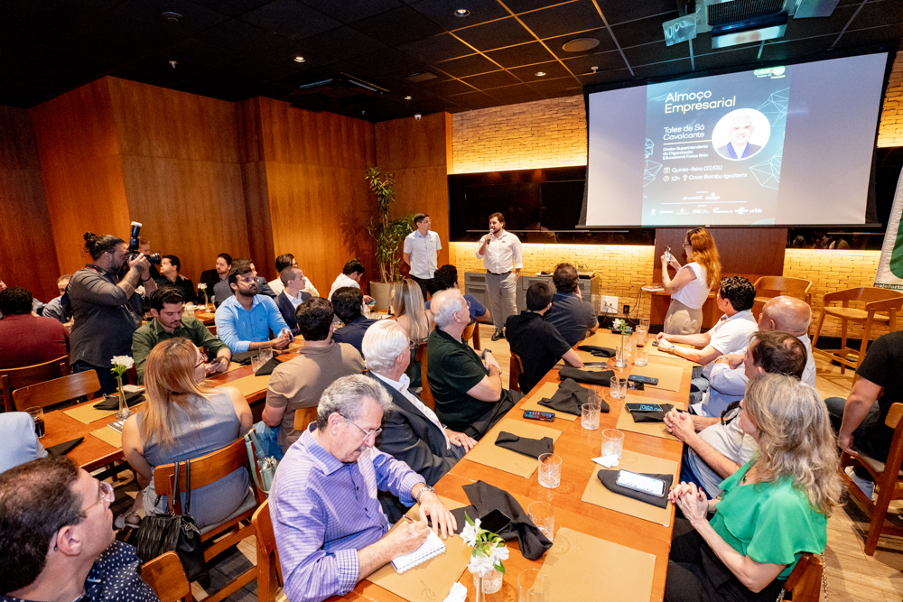 Almoço Empresarial Aje Com Tales De Sá Cavalcante (5)