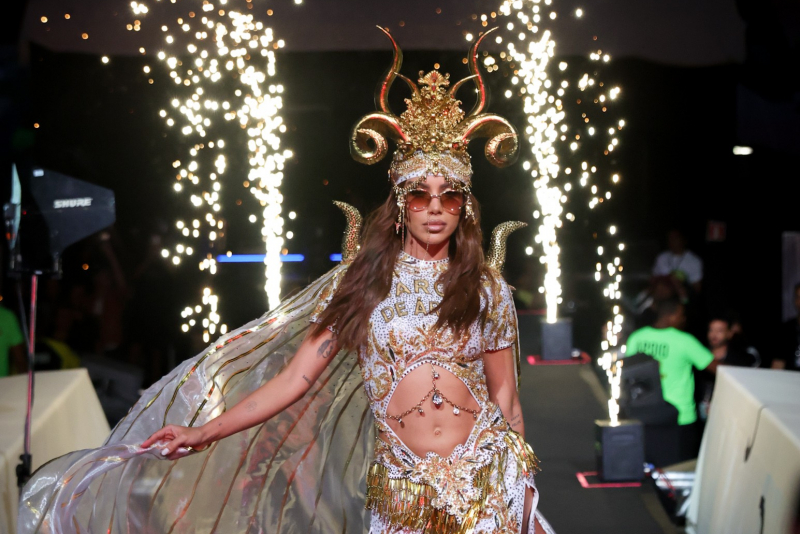 show cósmico - Estreia da turnê ‘Ensaios da Anitta 2026’ em Belém conta com Gaby Amarantos, Viviane Batidão e MC Danny