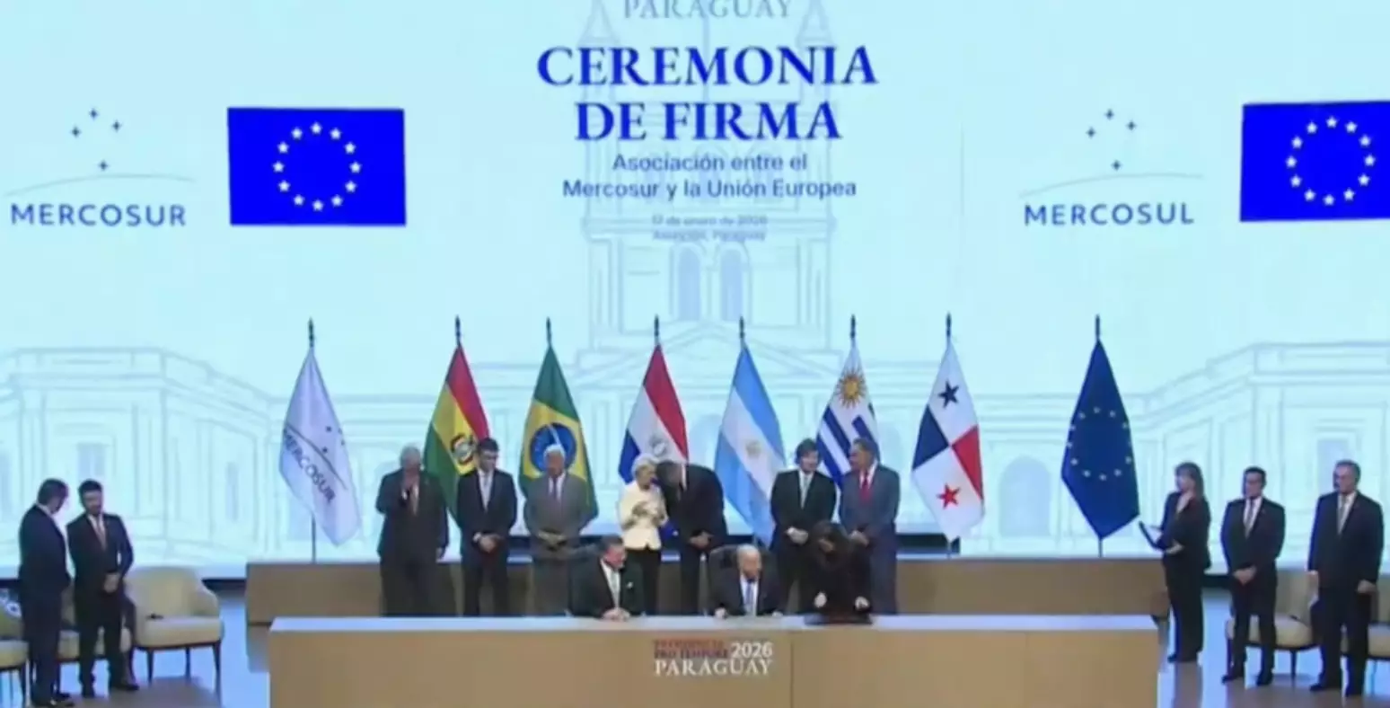 Líderes do Mercosul e da UE assinam acordo e defendem multilateralismo