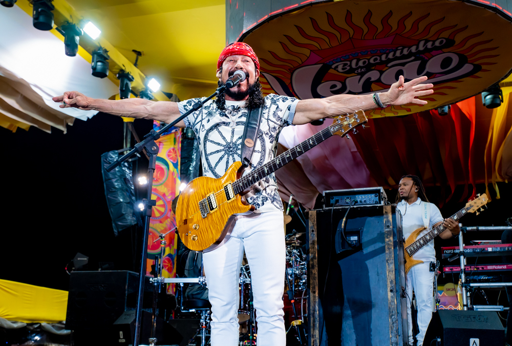 Bell Marques e Rafa & Pipo puxam a folia no terceiro sábado do Bloquinho de Verão