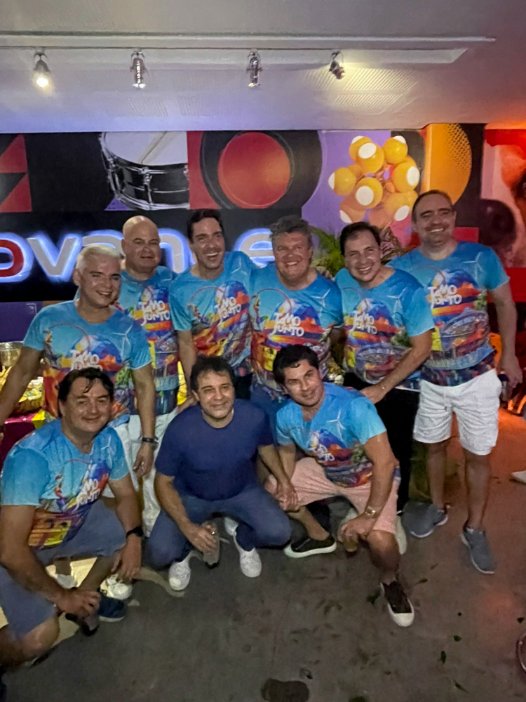 Benigno Júnior, Cristiano Peixoto, Eduardo Bismarck, Evandro Colares, Danilo Cavalcanti, Michel Avila, Evandro Leitão E Pompeu Vasconcelos (2)