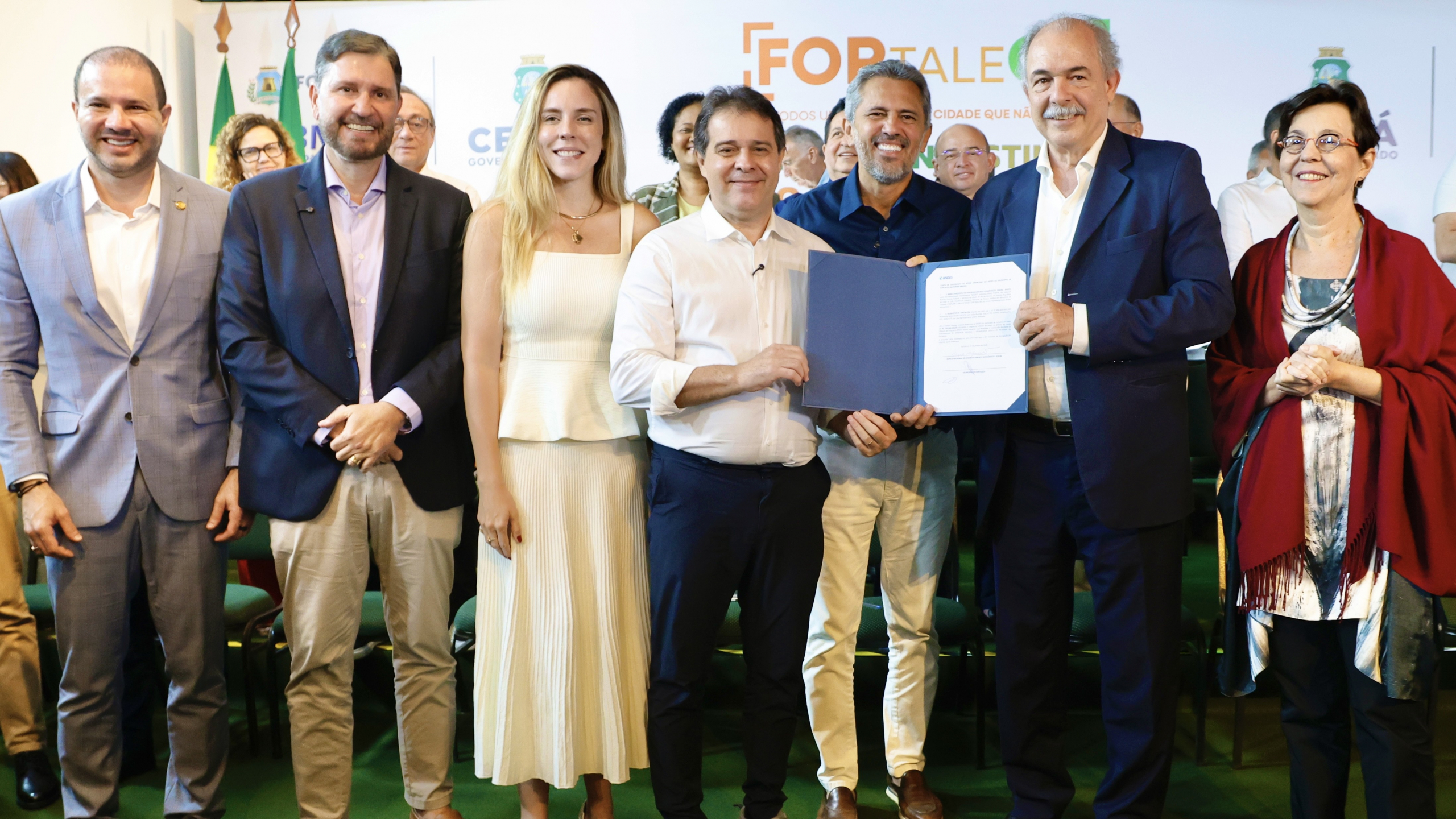 Ceará recebe pacote de R$ 1,1 bilhão do BNDES para segurança hídrica, drenagem e tecnologia