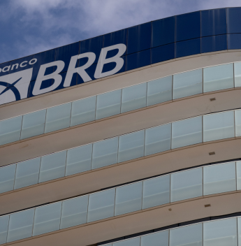 BRB diz ter encontrado “achados relevantes” sobre caso do Banco Master