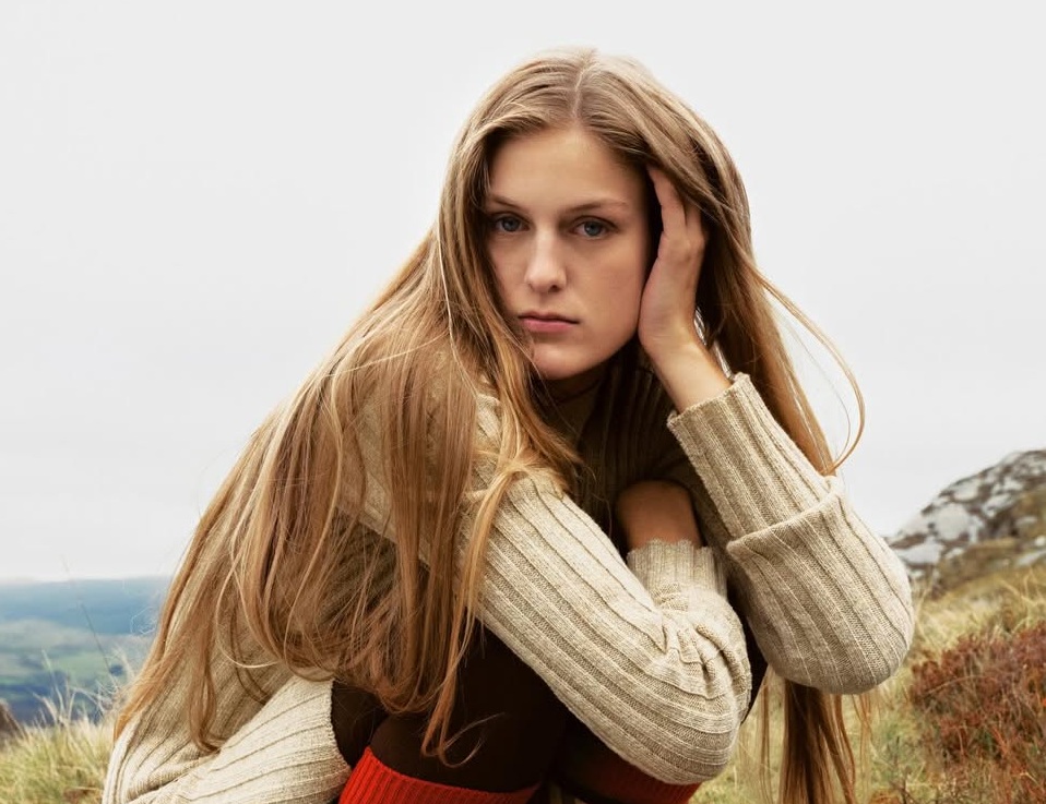 Burberry revisita a origem de tecido criado pelo fundador em coleção especial de 170 anos