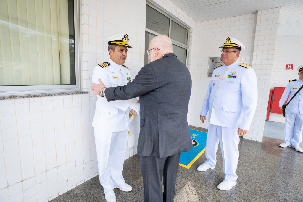 C M G Bruno Rocha, Almirante Oberg E Vice Almirante Rulff