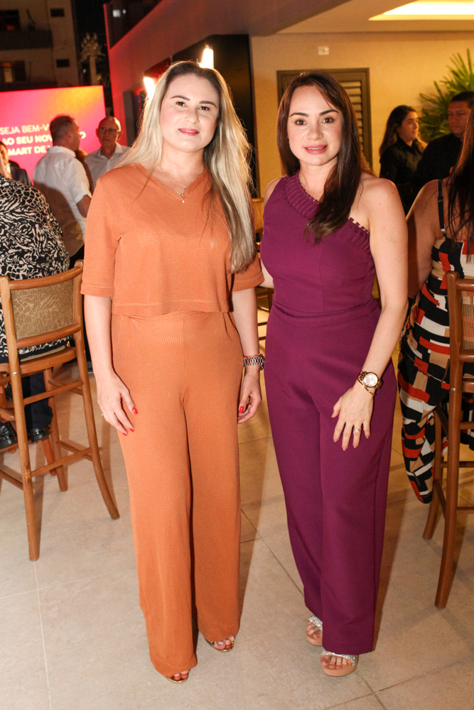 Caroline Bonfim E Carina Souza (1)