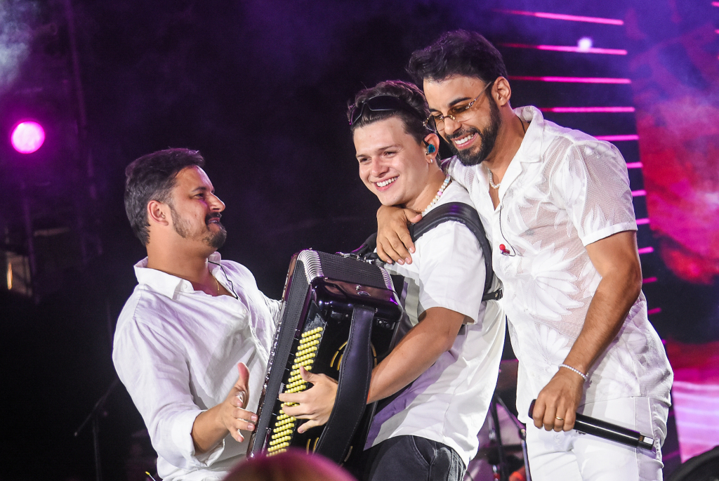 Clayton E Romário (1)