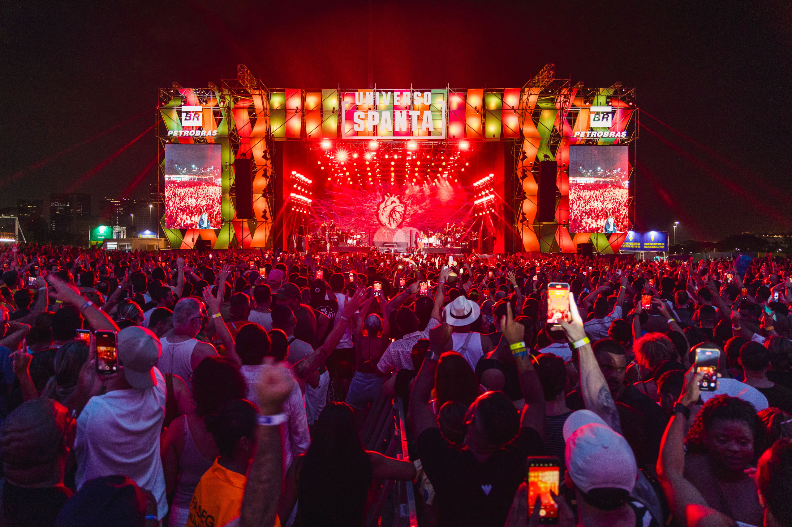 Universo Spanta transforma a Marina da Glória em palco do pré-Carnaval carioca
