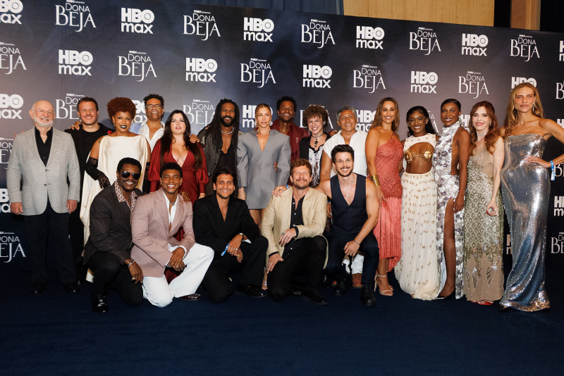 Elenco de Dona Beja celebra lançamento da nova novela da HBO Max em São Paulo