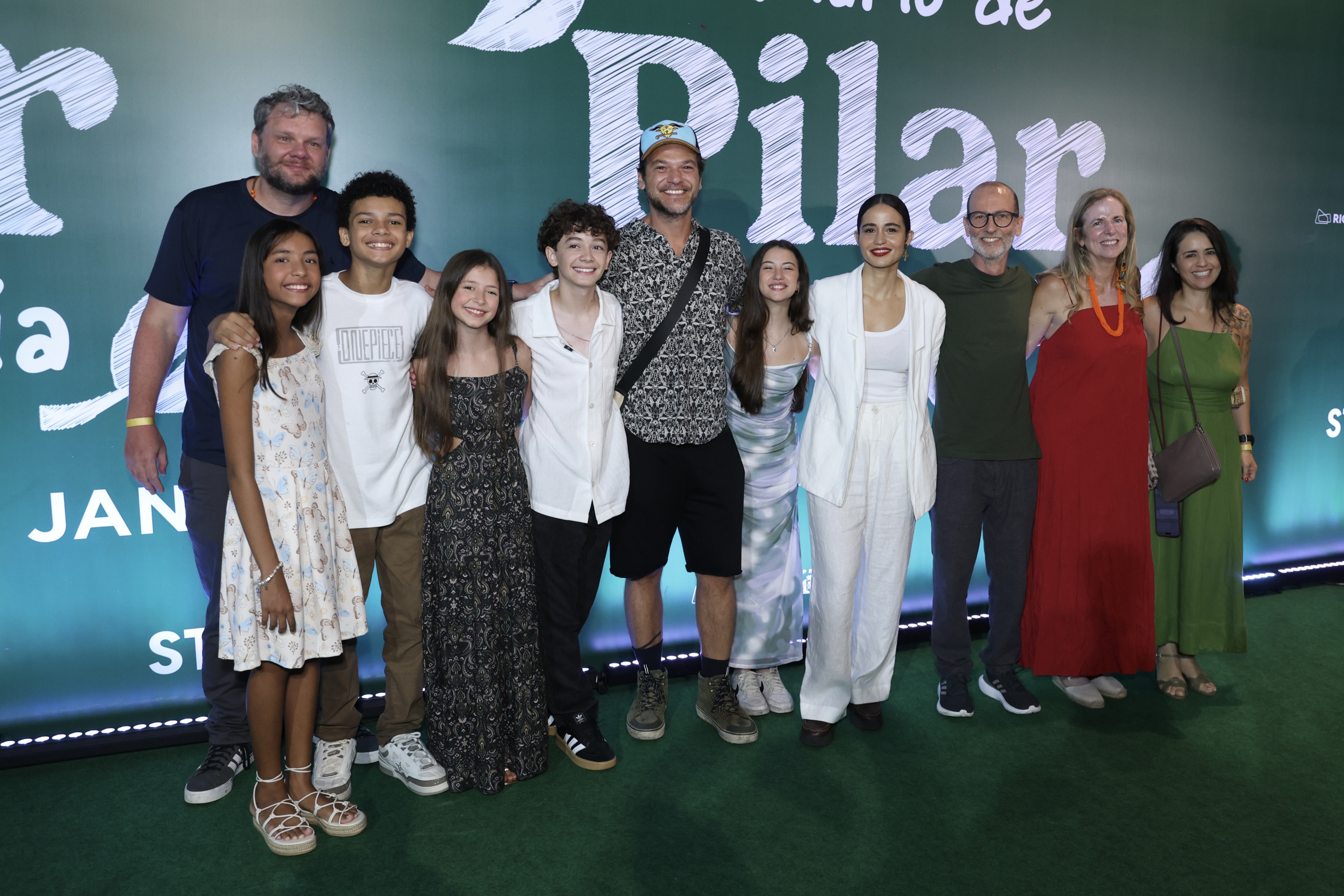 Pré-estreia do filme ‘O Diário de Pilar na Amazônia’ reúne elenco e famosos no Rio