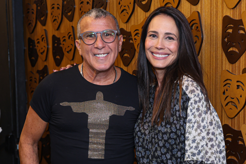 clássico da comédia - Eri Johnson retorna aos palcos cariocas com o espetáculo “Aluga-se Um Namorado” e reúne famosos na plateia