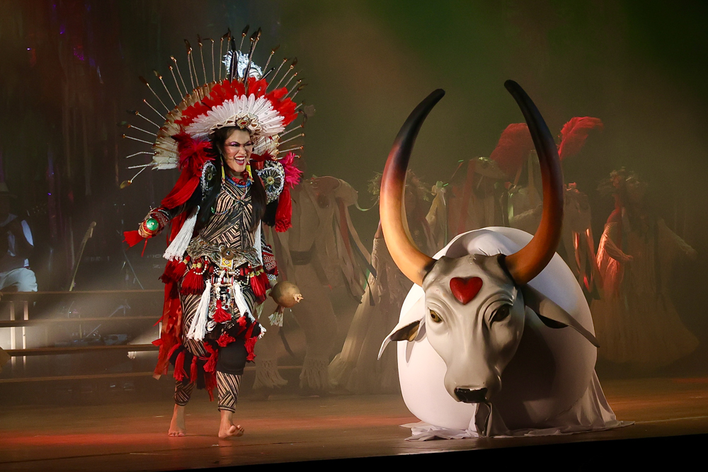 Estreia " Fafá De Belém O Musical"