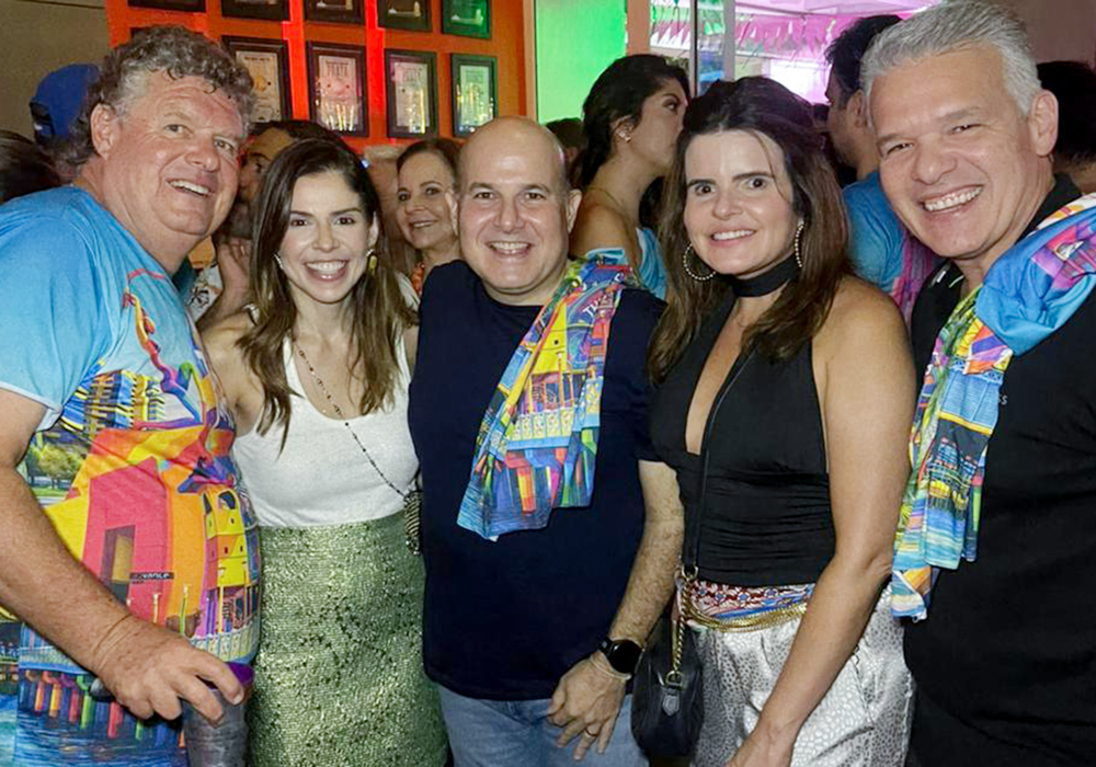 Evandro Colares, Carol E Roberto Cláudio Bezerra, Cristine E Ferruccio Feitosa.jpg