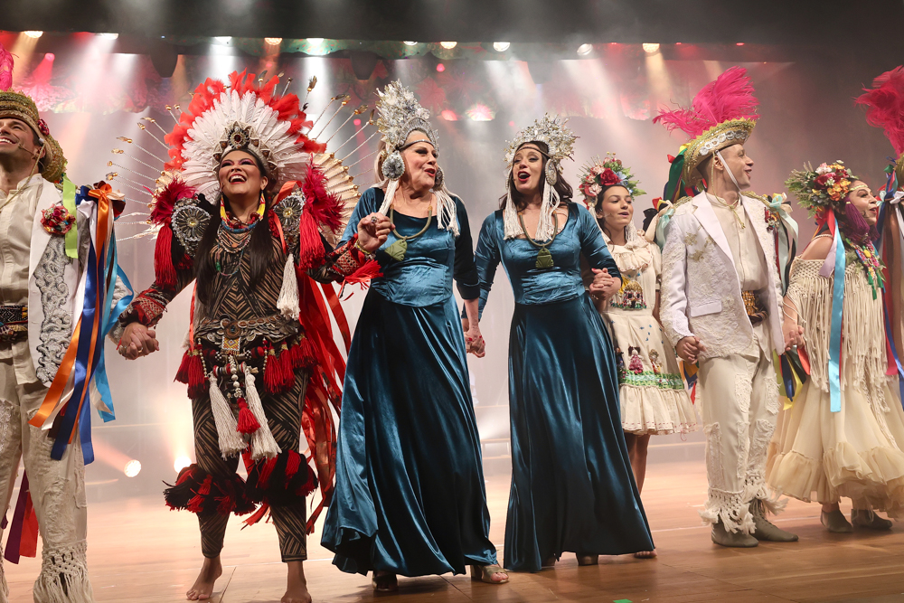 Estreia " Fafá De Belém O Musical"