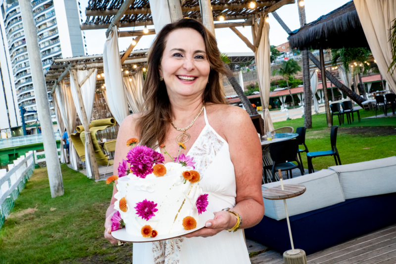 Atmosfera Leve - Pôr do sol no Iate Clube reúne habitués e celebrações em família