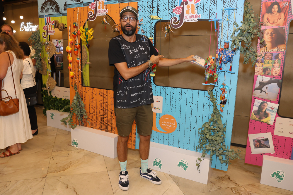 Estreia " Fafá De Belém O Musical"