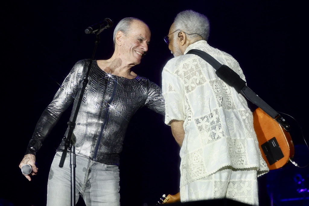 Gilberto Gil E Ney Matogrosso (1)
