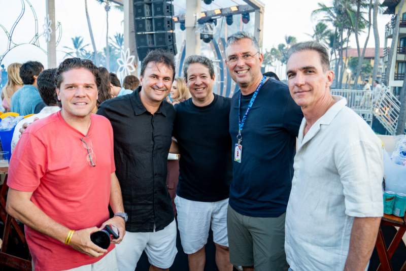 Paraíso Particular Sunset - Coqueiral do Beach Park vira cenário para show especial de Gusttavo Lima