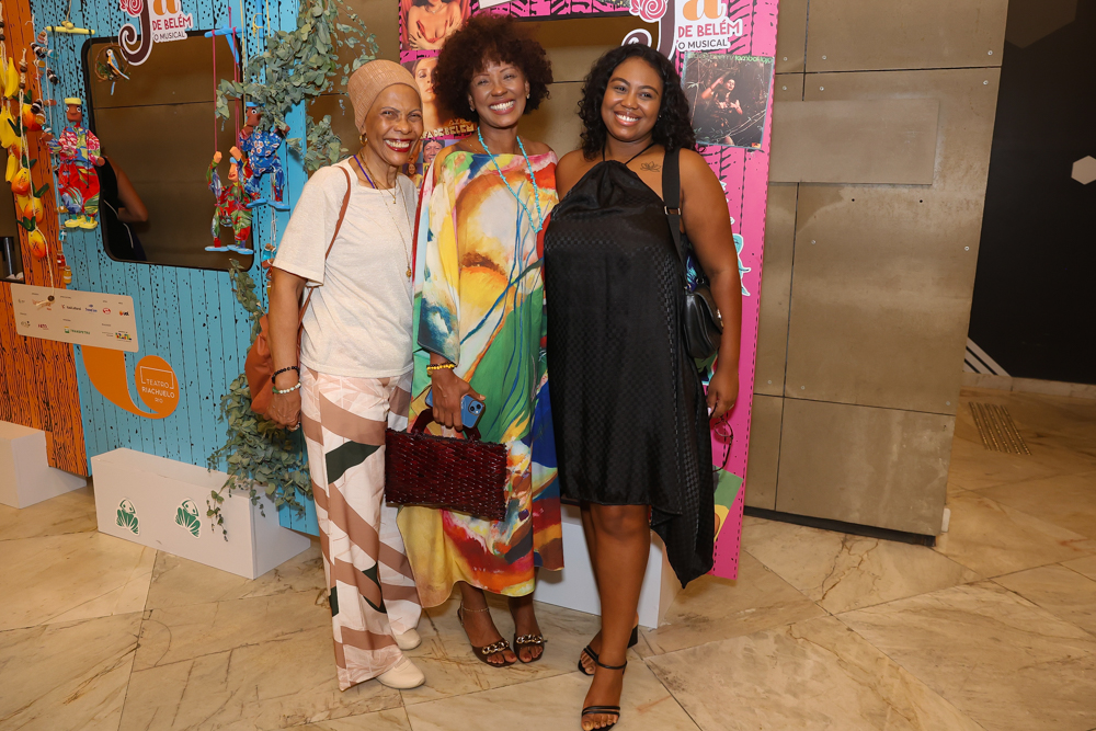 Estreia " Fafá De Belém O Musical"