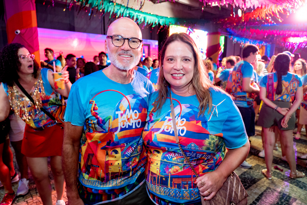 Iuri E Luciana Colares