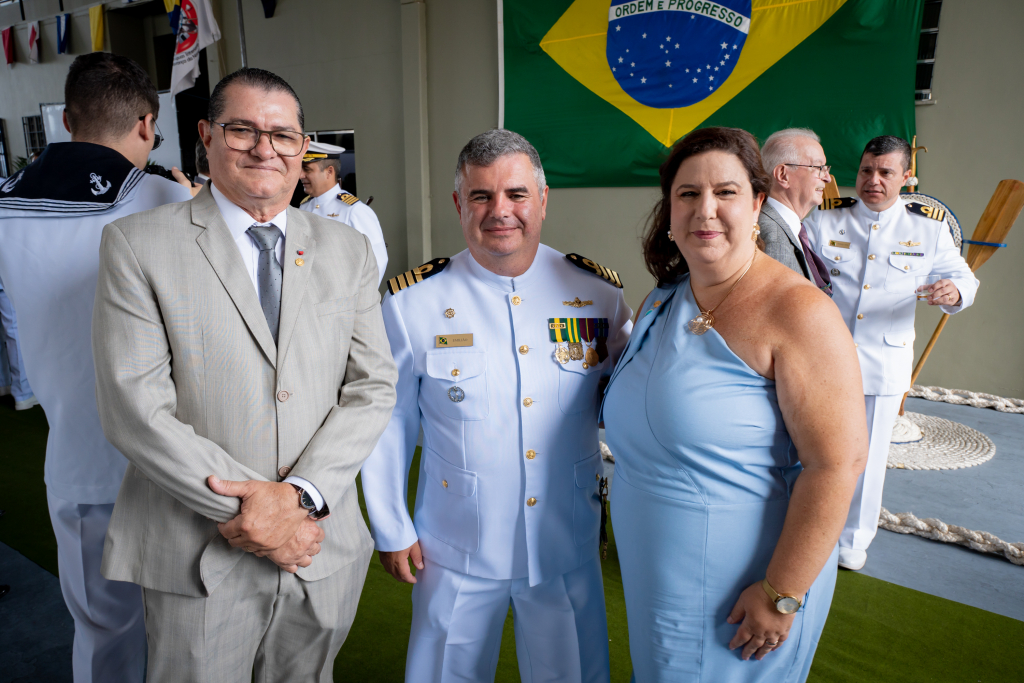 Jamiro Dias, Bruno E Ana Emilião