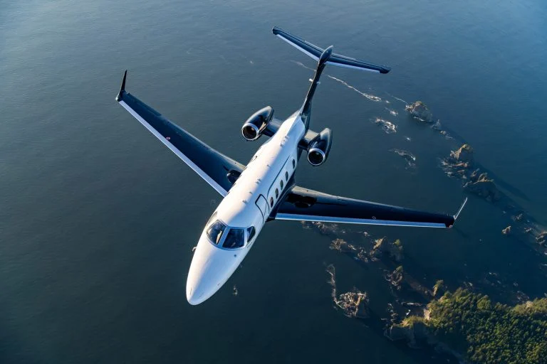 Jato privado vira padrão entre executivos e reescreve o conceito de viagem de negócios