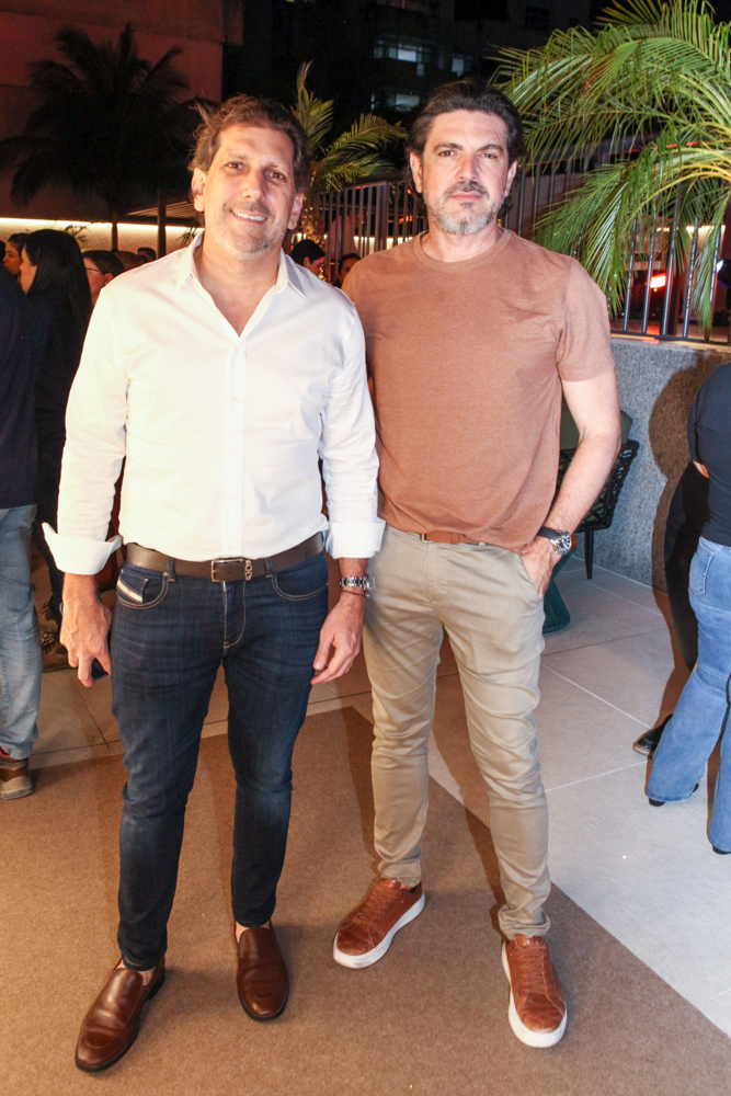 Jonathas Costa E Romulo Santos (1)