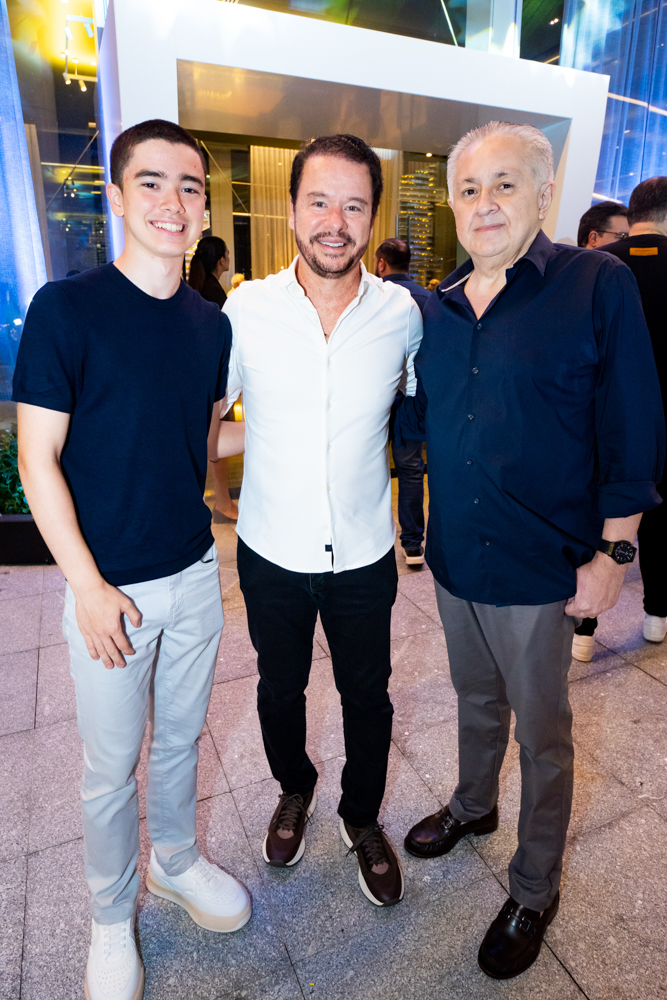 José E Lisandro Fujita, E Adriano Pinto (1)