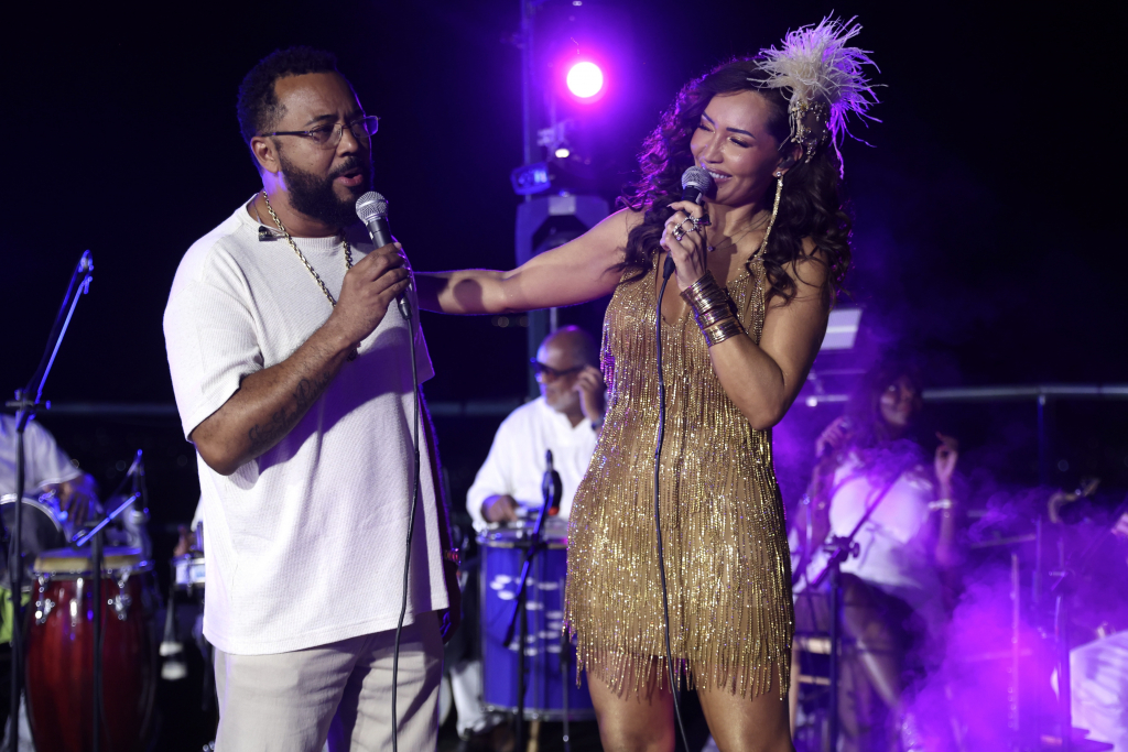 Karinah E Dudu Nobre (1)